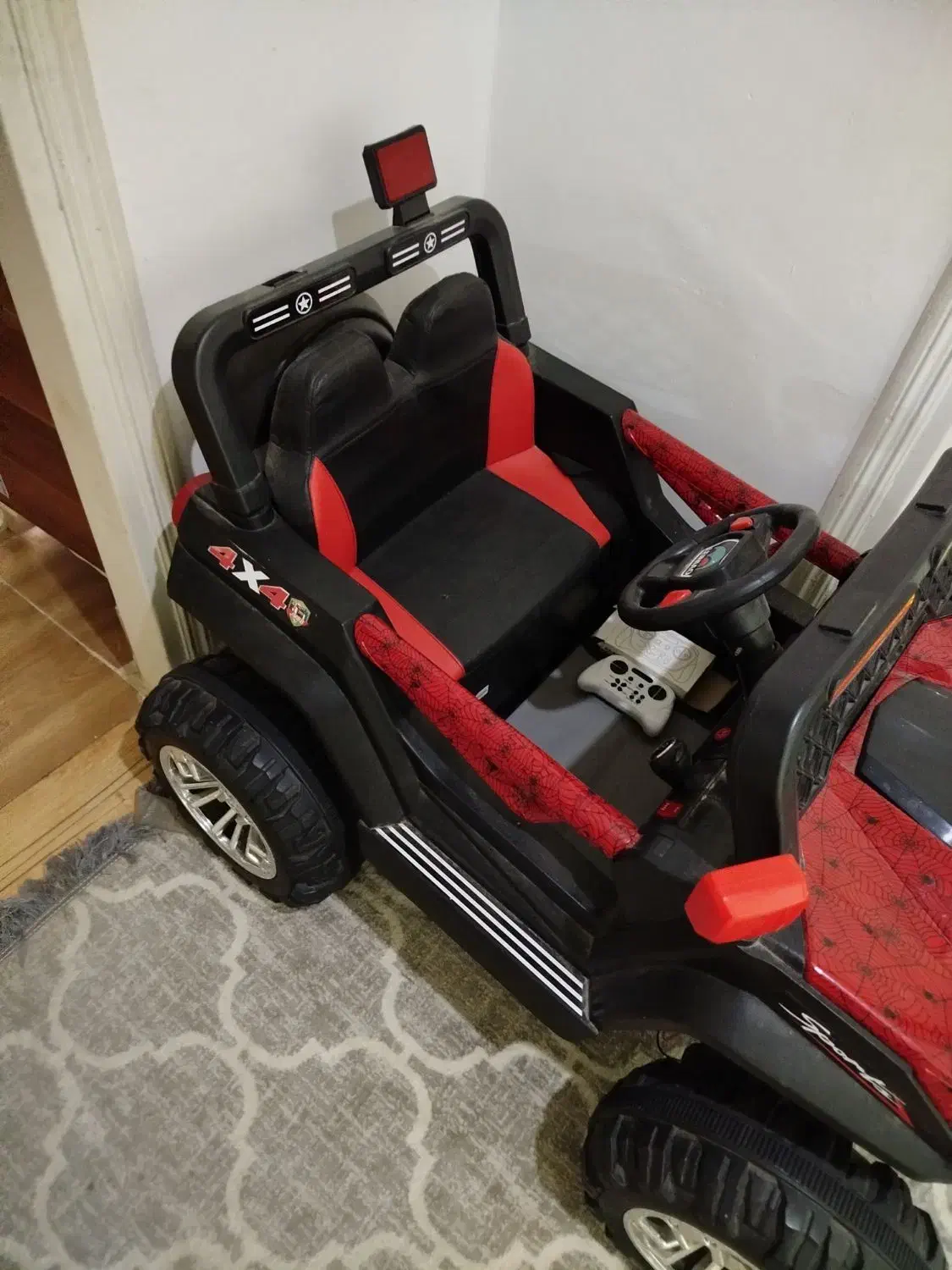 ماشین شارژی 4 موتوره قدرتی کاملا نو|اسباببازی بچه|گرگان, |دیوار