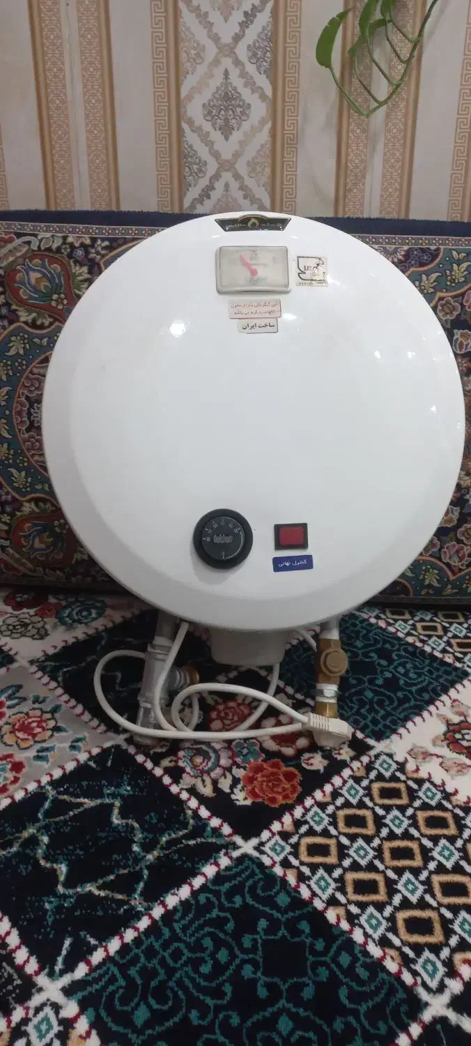 ابگرمکن ۲۵ لیتری|آبگرمکن، پکیج، شوفاژ|ایرانشهر, |دیوار