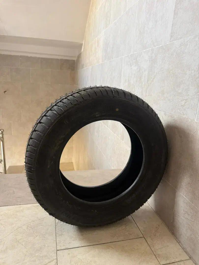 لاستیک|قطعات یدکی و لوازم جانبی|سمنان, |دیوار