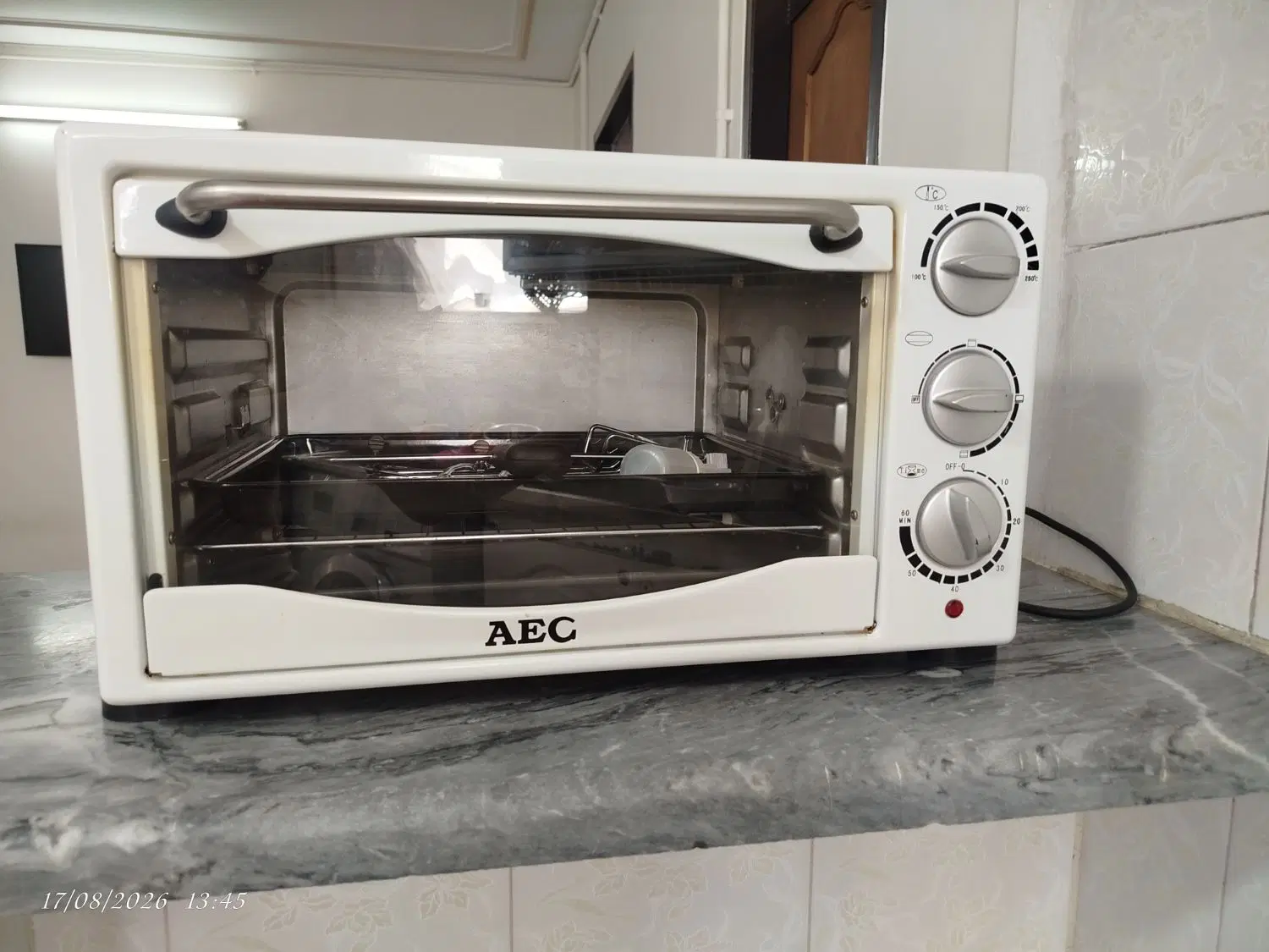 توستر AEC|اجاق گاز و لوازم برقی پخت‌وپز|نهاوند, |دیوار