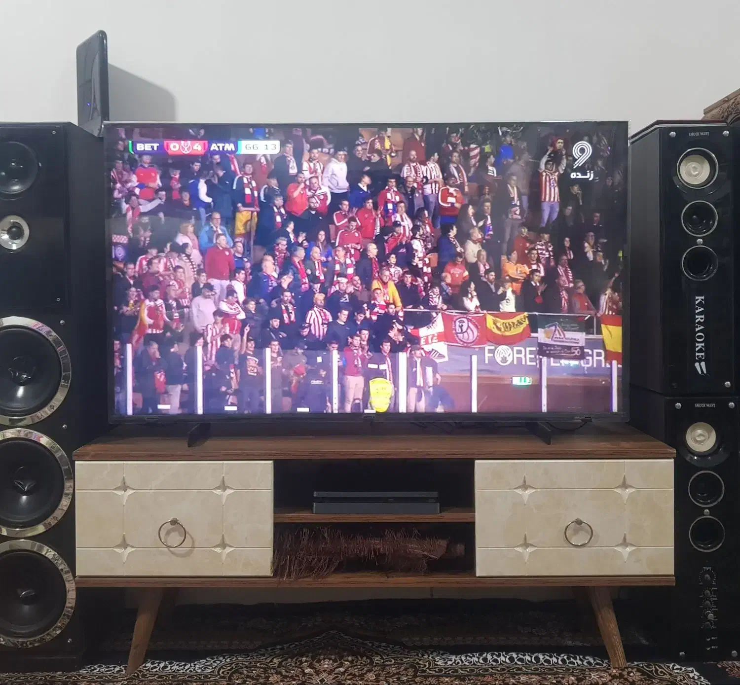 تلویزیون ۵۰ اینچ|تلویزیون و پروژکتور|زاهدان, |دیوار