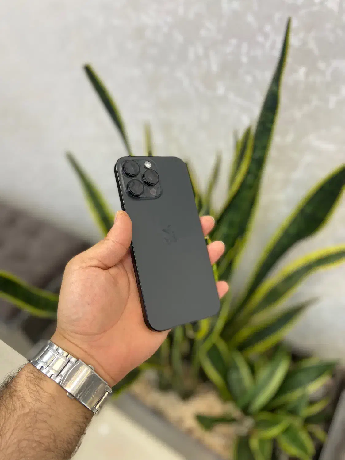 اپل iPhone 16 پرومکس مشکی باطری 100 اقساط و معاوضه|موبایل|اصفهان, مفتح|دیوار