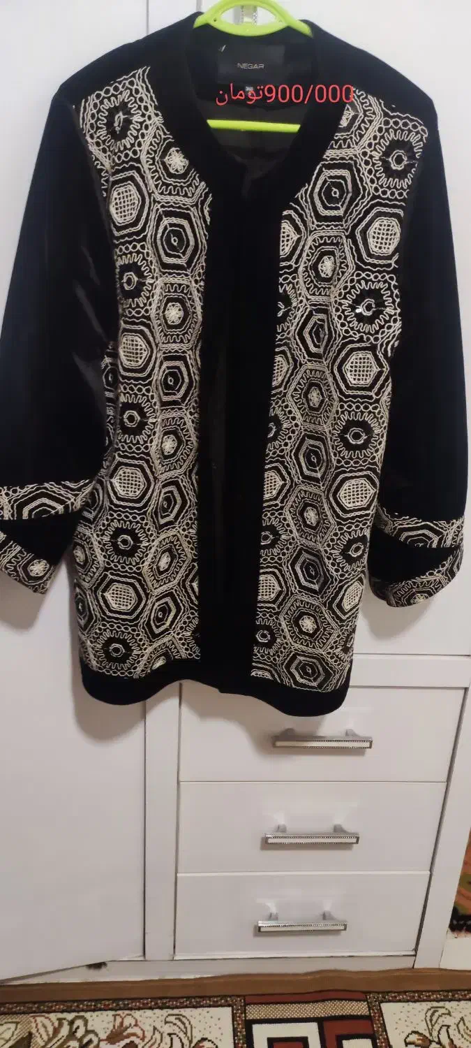 مانتو|لباس|مشهد, امیر|دیوار