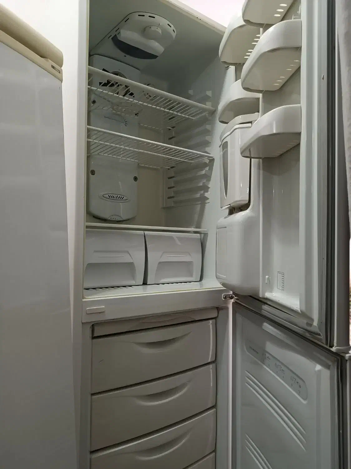 یخچال و فریزر|یخچال و فریزر|رشت, شهرک شهید رجایی|دیوار