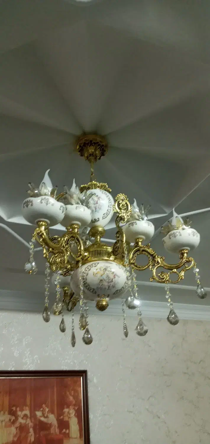 لوستر اقاقیا|لوستر و چراغ آویز|سبزوار, طبرسی (جعفرآباد)|دیوار