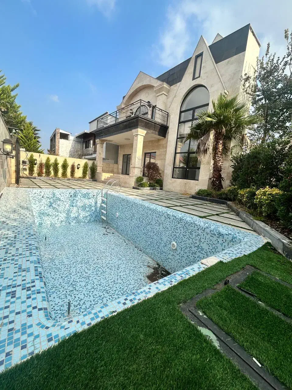 خرید ویلا تریپلکس در امیرآباد چمستان با ستخر ۴ فصل|فروش خانه و ویلا|چمستان, |دیوار