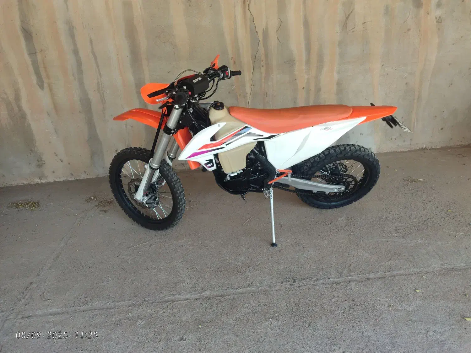 برمودا|موتورسیکلت|تربت جام, یحیی آباد|دیوار