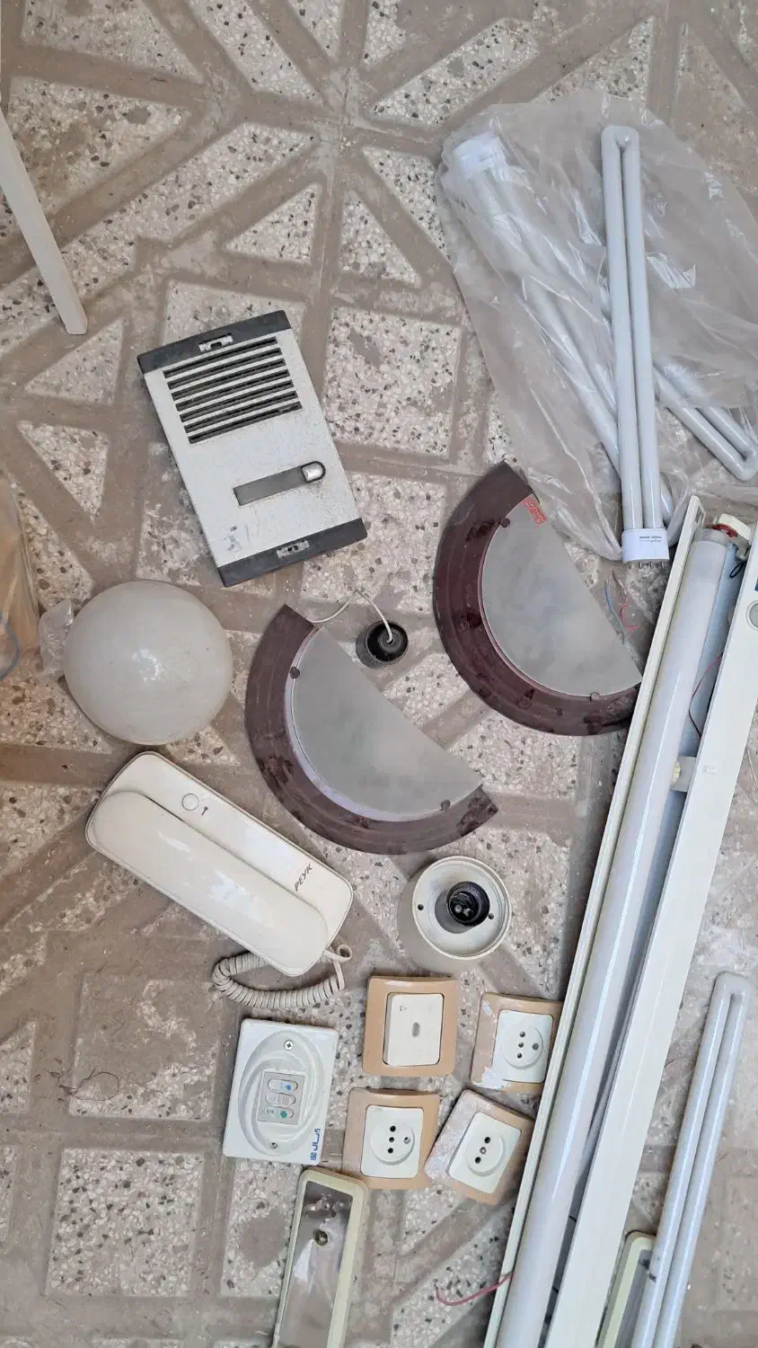 لوازم برق|سایر لوازم برقی|نیشابور, مازول|دیوار