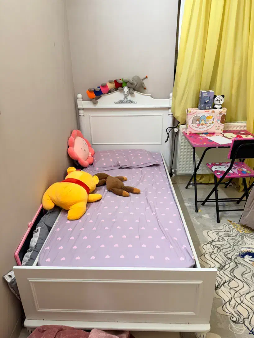 تخت و کمد نوجوان|تخت و صندلی بچه|یزد, |دیوار