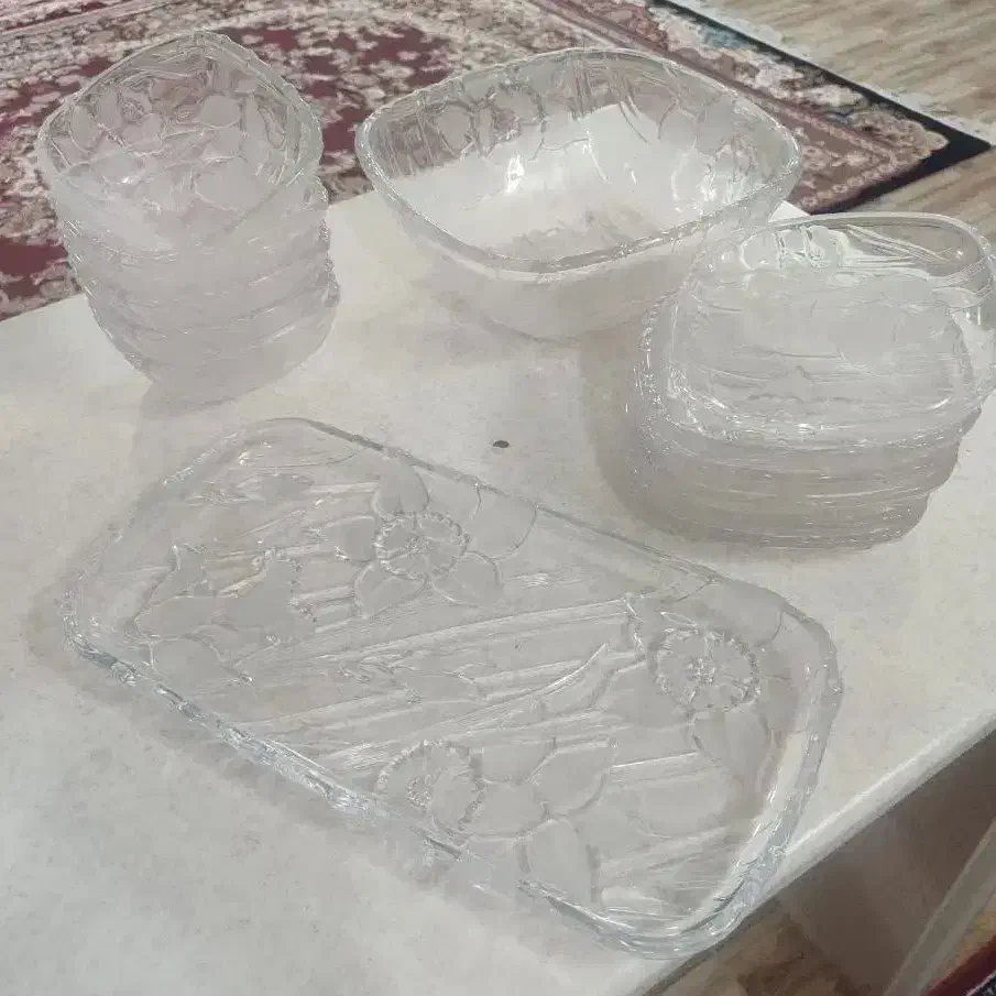 سرویس پذیرایی گل یخ و دیس|ظروف سرو و پذیرایی|قم, قلعه کامکار|دیوار