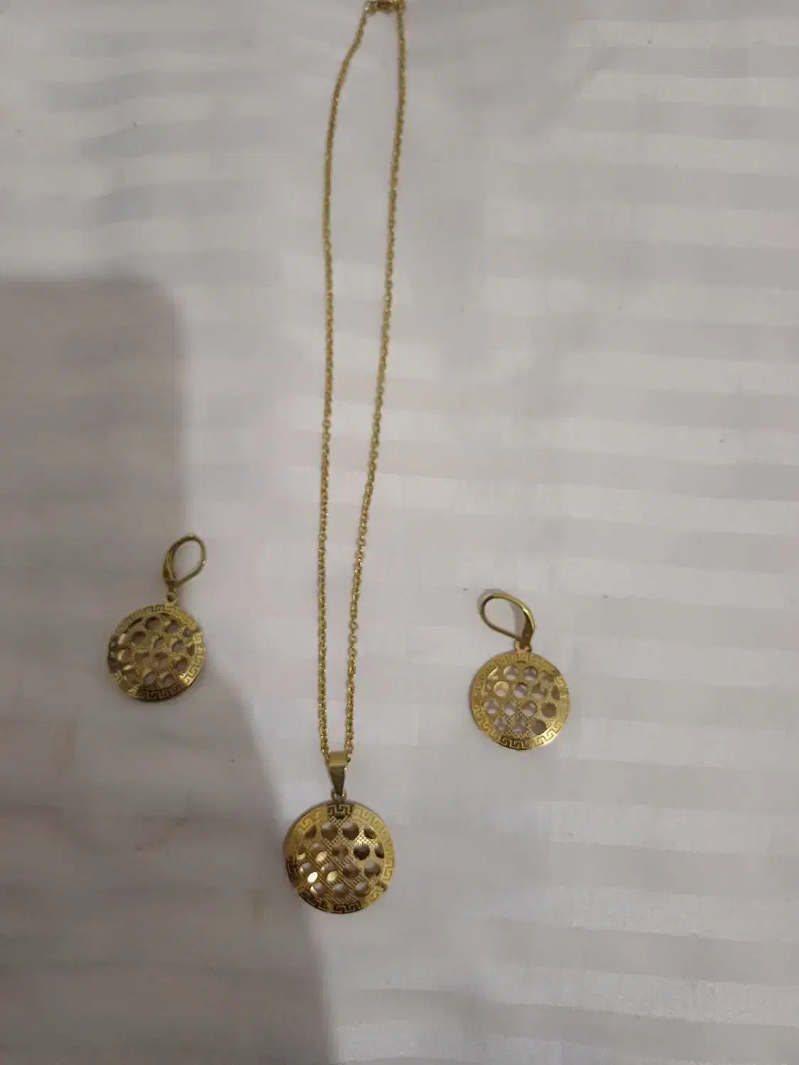 نیم ست گوشواره و گردنبند نو|بدلیجات|فومن, |دیوار