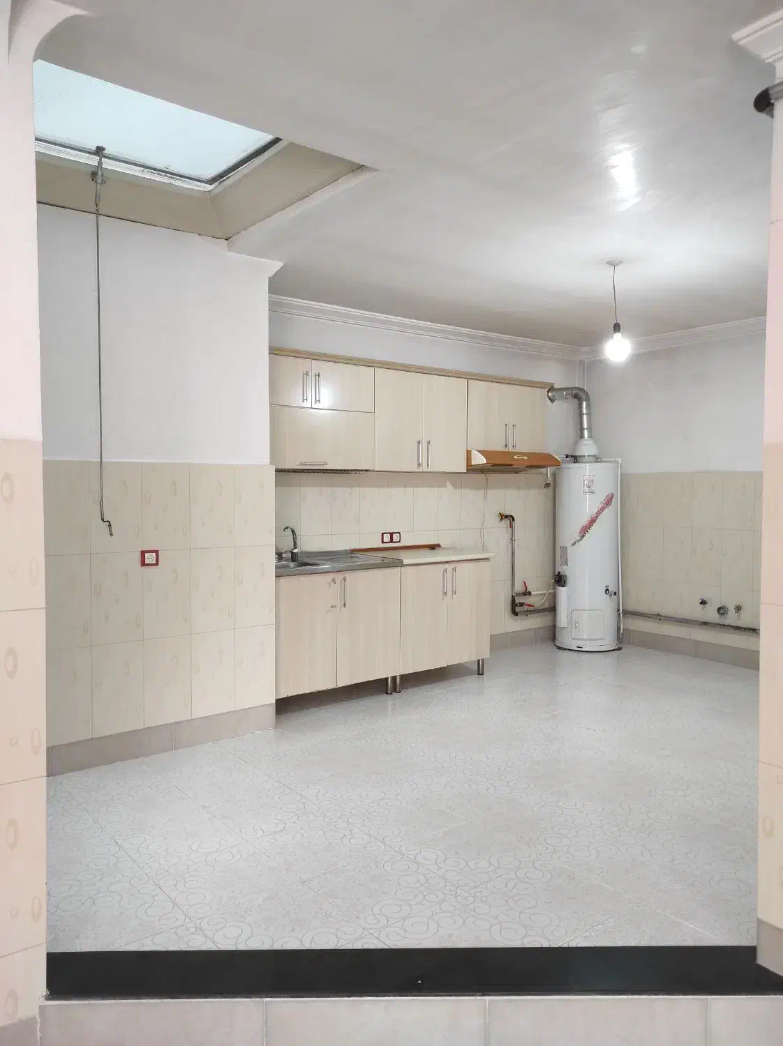 اجاره طبقه اول واحد مسکونی ۲۴ متری امام حسین|اجارهٔ آپارتمان|میاندوآب, |دیوار