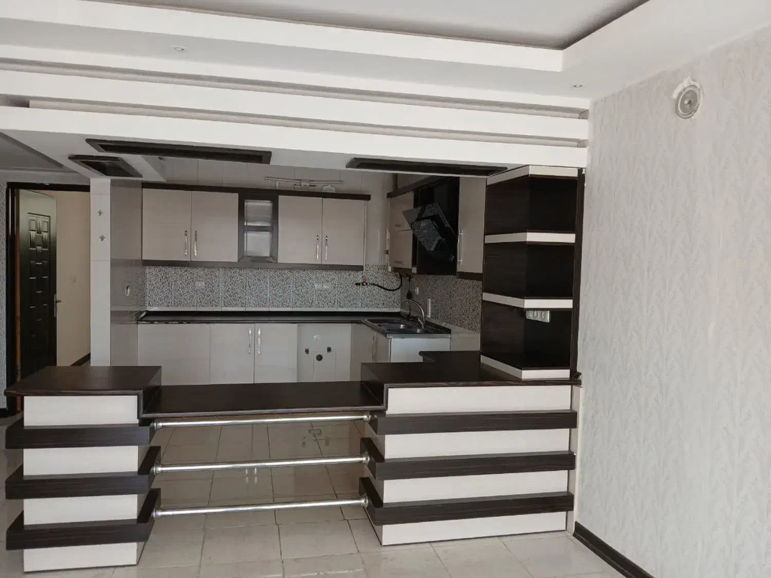 اجاره آپارتمان ۱۰۰متری|اجارهٔ آپارتمان|اصفهان, جنیران (لادان)|دیوار