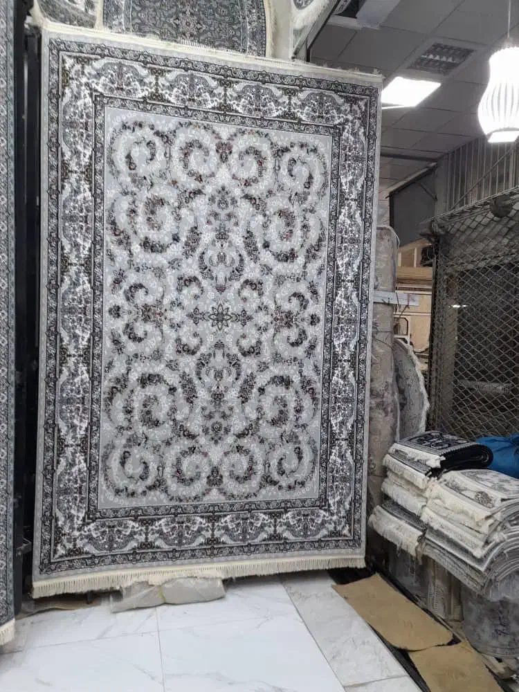 فرش نو استفاده نشده ۷۰۰شانه|فرش|سنندج, |دیوار