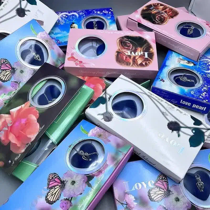 گردنبند مروارید|بدلیجات|زارچ, |دیوار