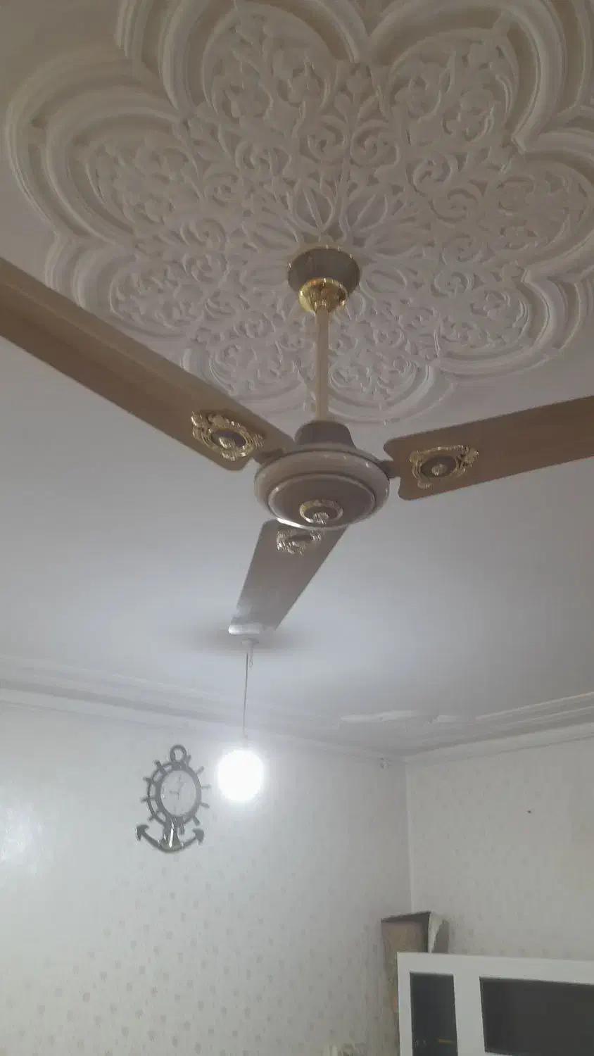 فروش دو دستگاه پنکه سقفی ویک دستگاه پنکه دستی|پنکه و تصفیهکنندهٔ هوا|دوگنبدان, |دیوار