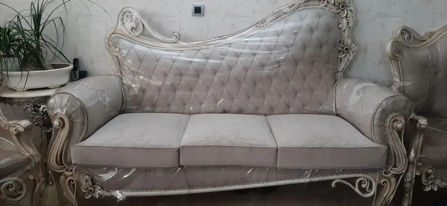 مبلمان|مبلمان خانگی و میز عسلی|ابریشم, |دیوار