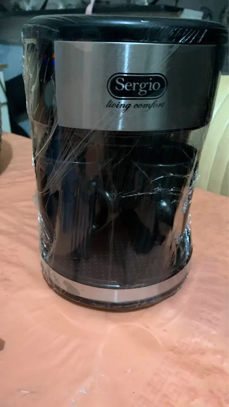 قهوه سرجیو|سماور، چای‌ساز، قهوه‌ساز|قدس, شهر‌قدس|دیوار