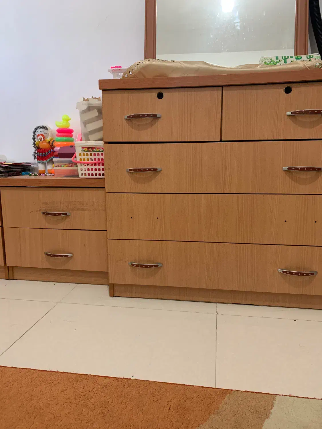 دراور وکنار تختی|جاکفشی، کمد، دراور|گرگان, |دیوار