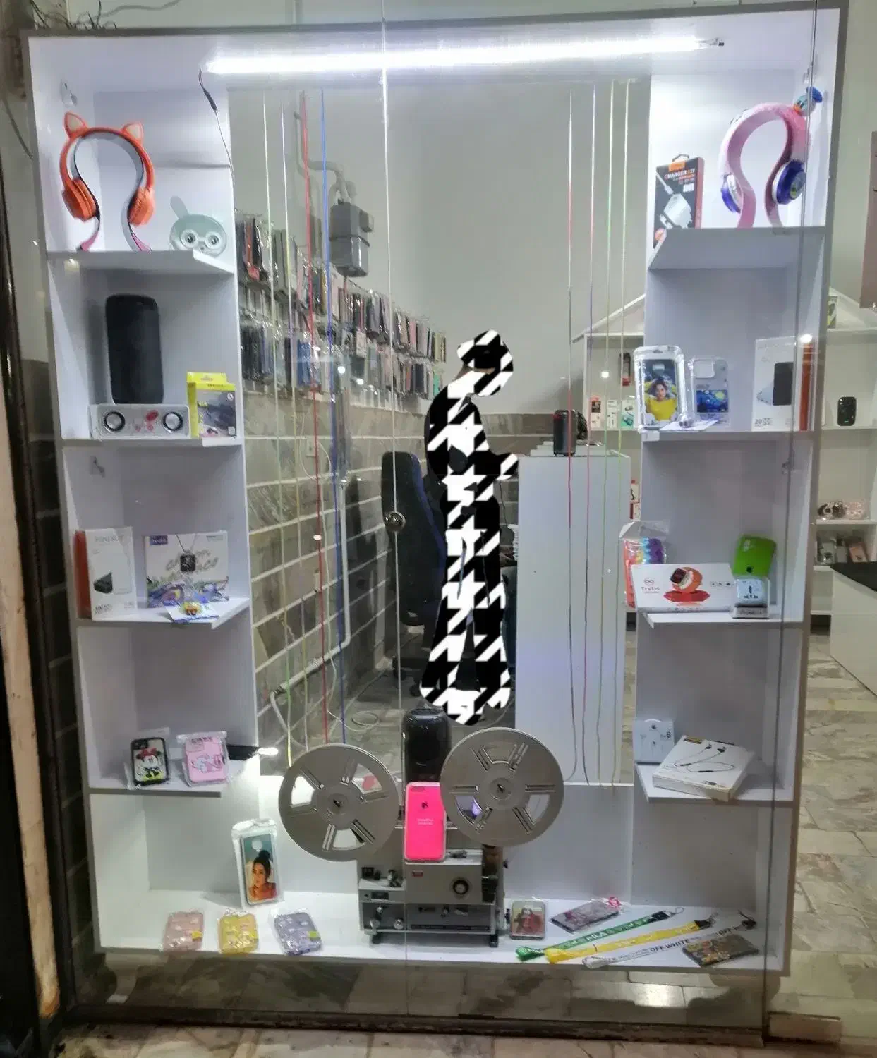 ویترین مغازه mdf|فروشگاه و مغازه|قزوین, |دیوار