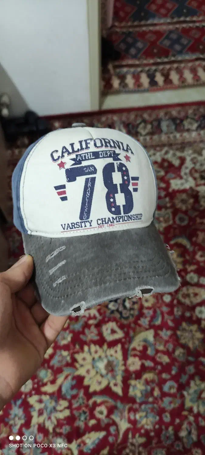 کلاه|لباس|مشکین‌دشت, |دیوار