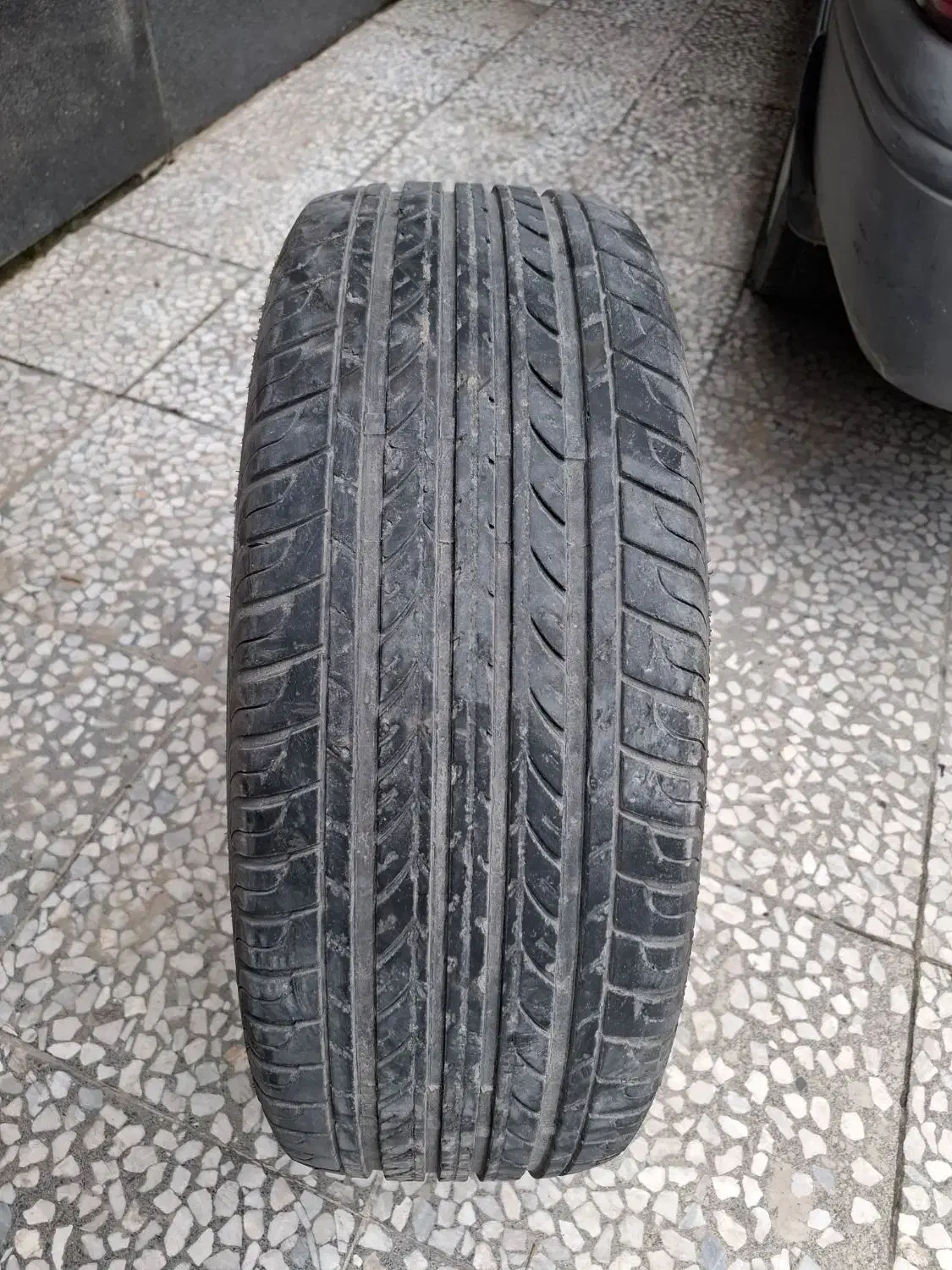 یک جفت لاستیک رینگ ۱۸|قطعات یدکی و لوازم جانبی|ساری, |دیوار