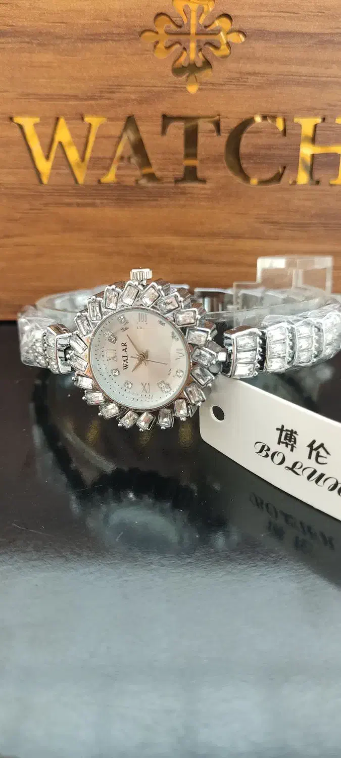 ساعت زنانه و دخترانه کامل نگین دار برند والار|ساعت|تبریز, |دیوار