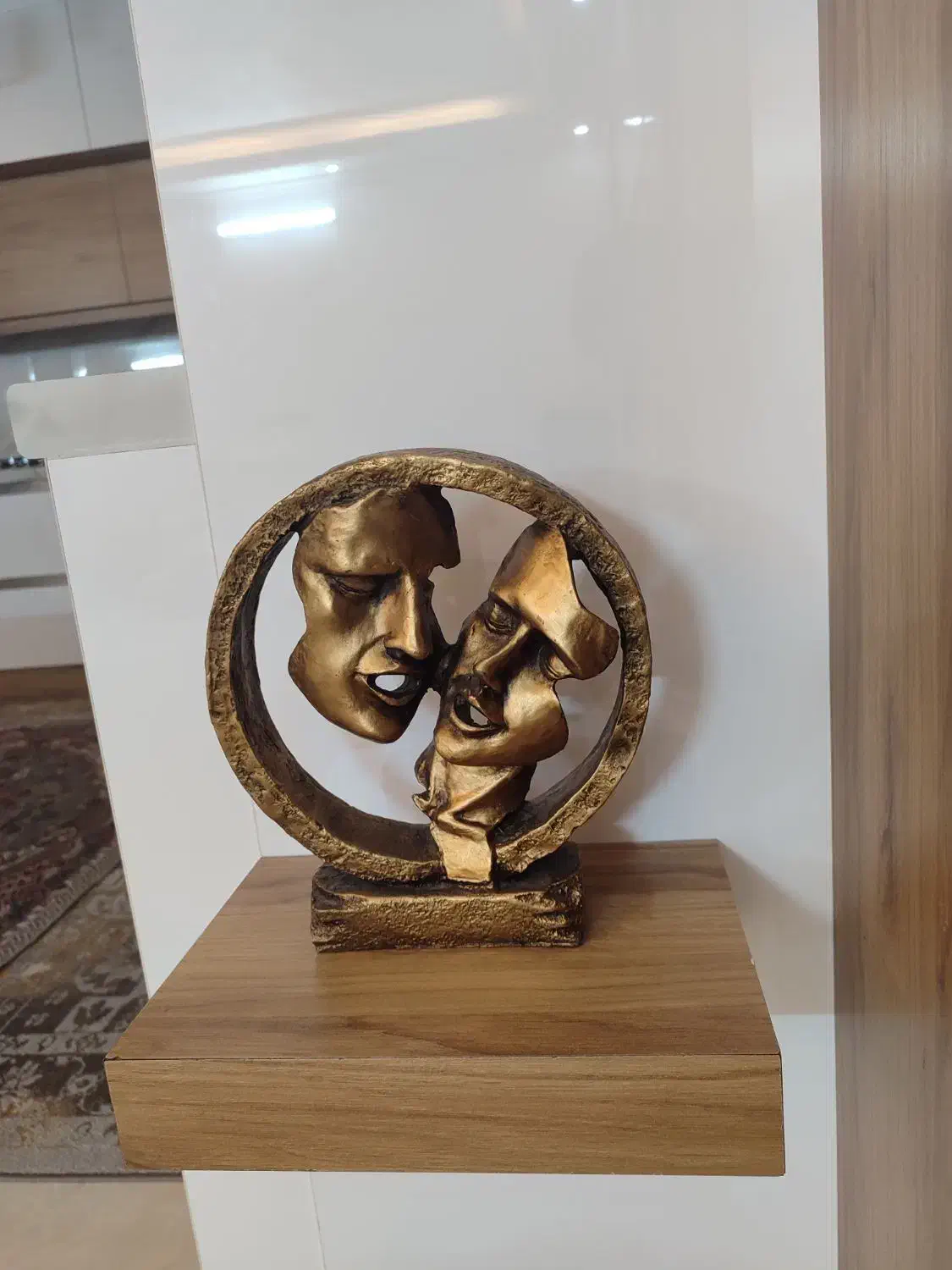 دو عدد مجسمه پلی استر رخ نو نو|مجسمه، تندیس، ماکت|بروجرد, |دیوار