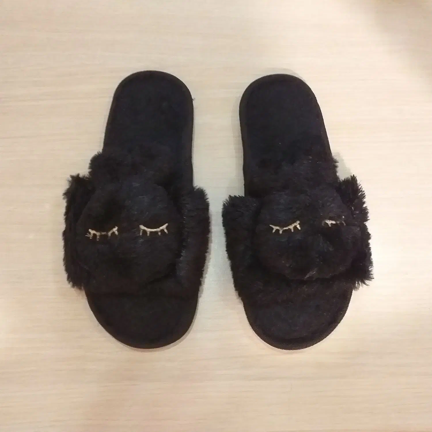 صندل مشکی خز دار|کیف، کفش، کمربند|ساری, |دیوار