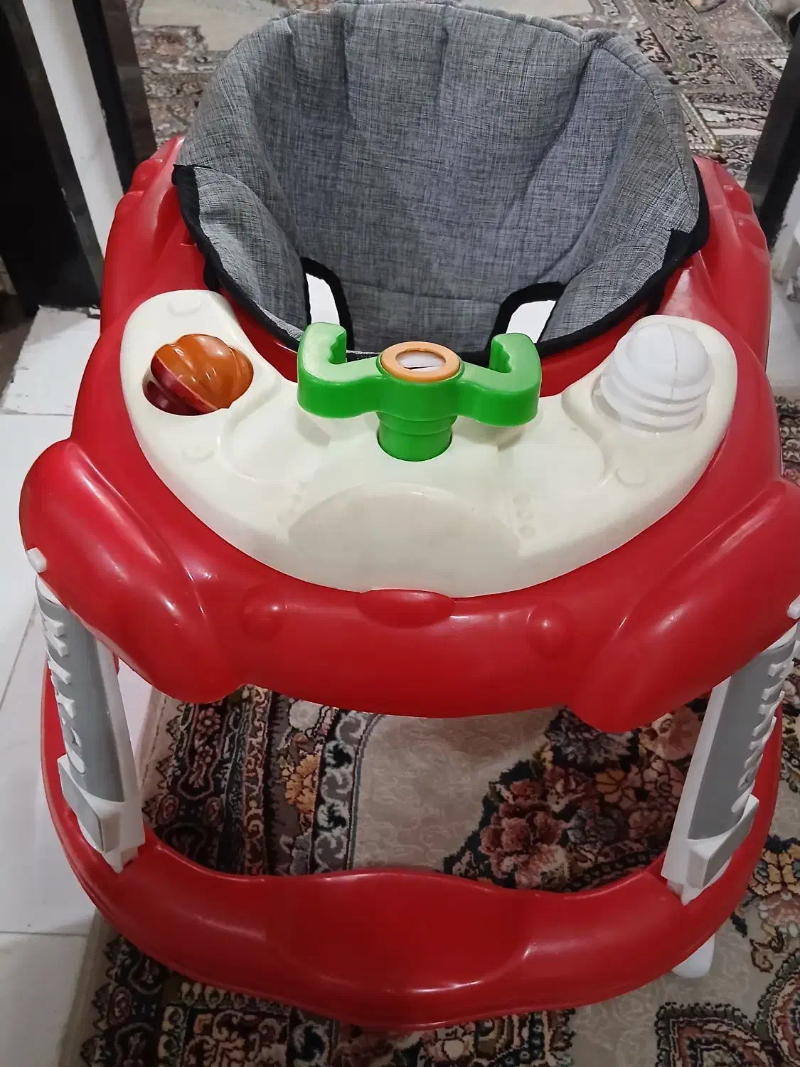 روروئک|اسباب و اثاث بچه|محلات, |دیوار