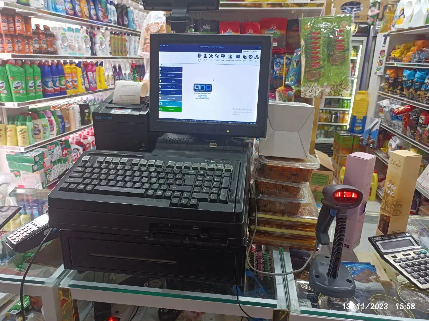 کیس کامپیوتر|رایانه رومیزی|قروه, |دیوار