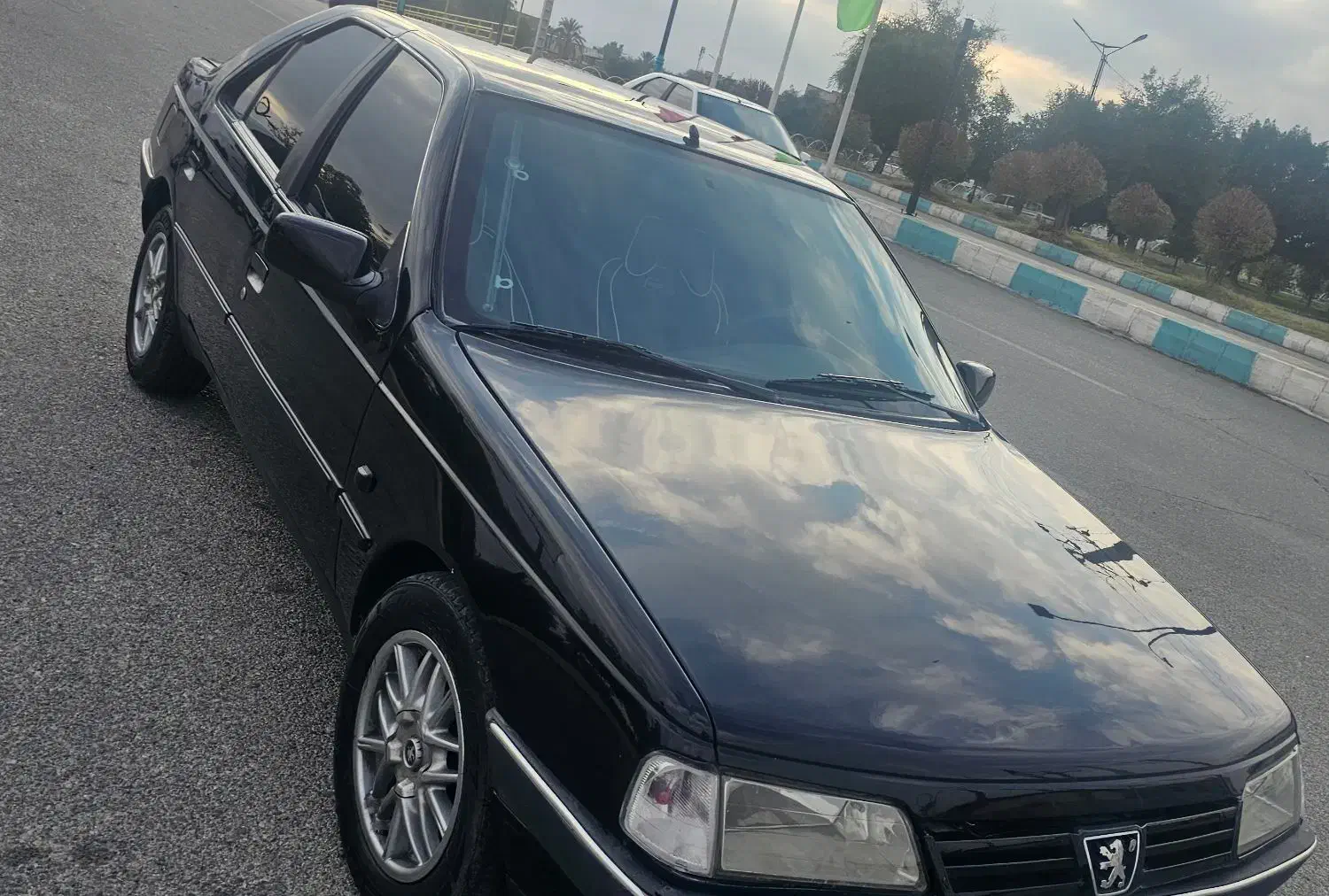 ماشین405مشکی|خودرو سواری و وانت|جیرفت, |دیوار