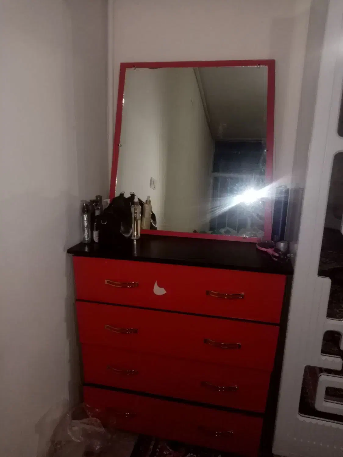 کمد و میز آرایش تخت خواب|تخت و سرویس خواب|الیگودرز, |دیوار