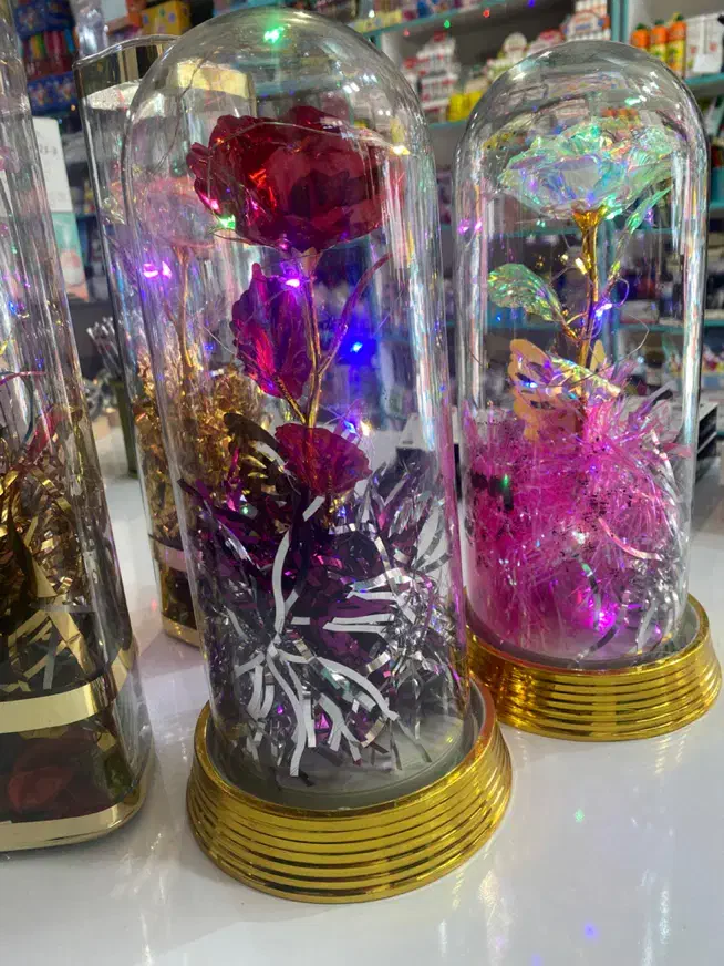 گل شیشه ای|گل مصنوعی|قم, شاه سید علی|دیوار