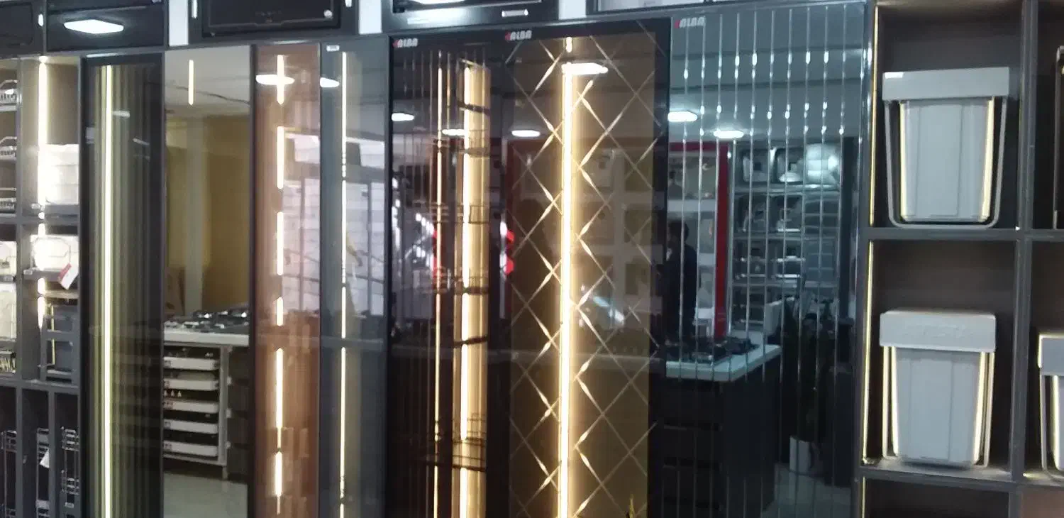 شیشهای ساختمانی و دربهای اپراتور|خدمات پیشه و مهارت|شاهین‌شهر, گزبرخوار|دیوار