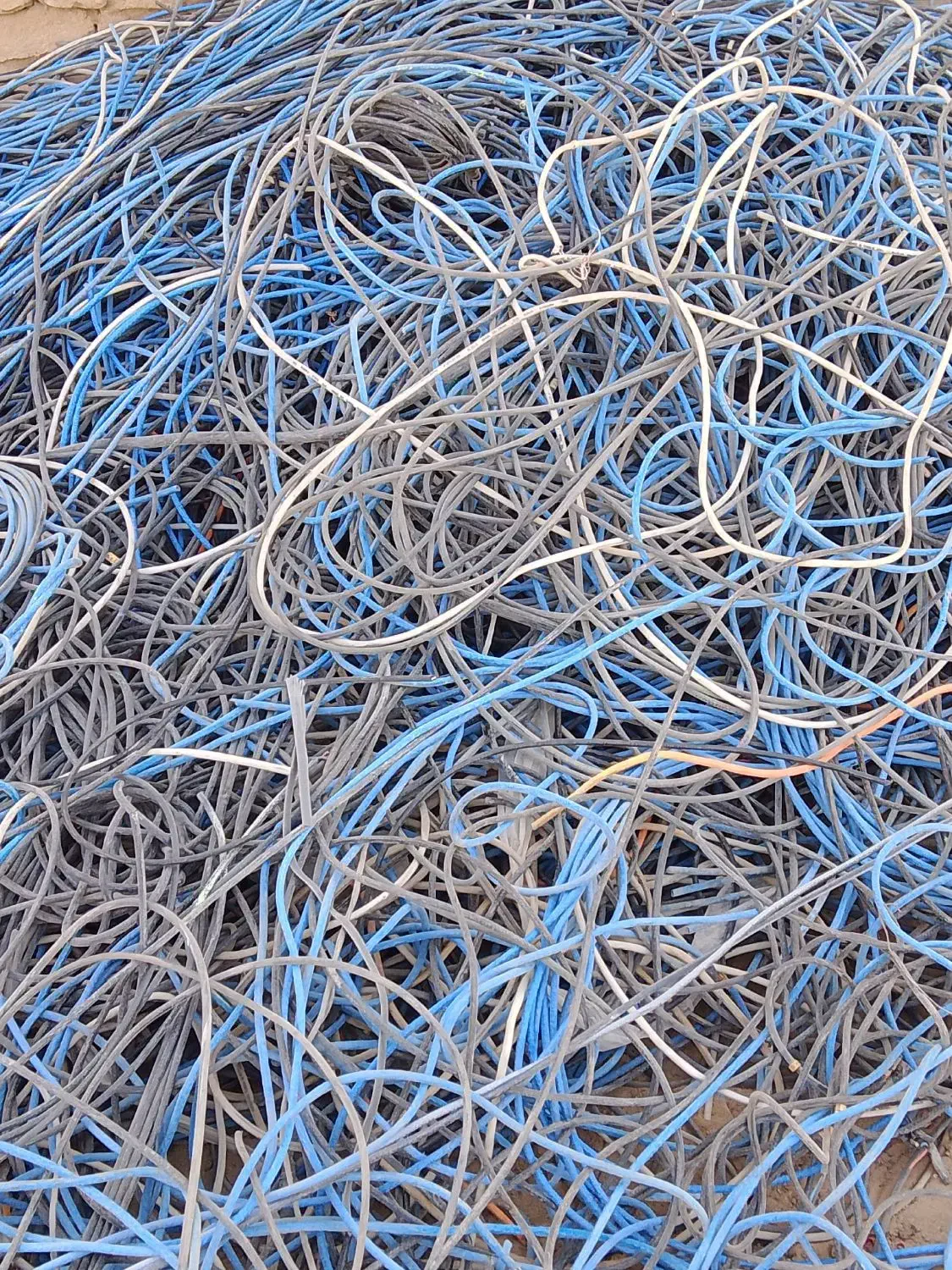 خرید ضایعات آهن چدن مس برنج آلمینیوم کارتن کتاب|عمده‌فروشی|مشهد, جاهد شهر|دیوار