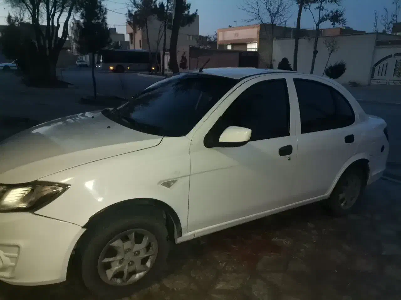 ساینا مدل 99|خودرو سواری و وانت|برخوار, |دیوار