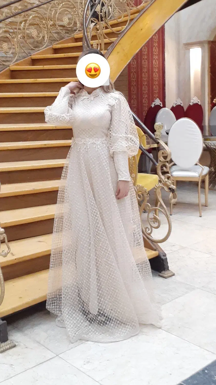 پیراهن مجلسی|لباس|پردیس, فاز ۳|دیوار