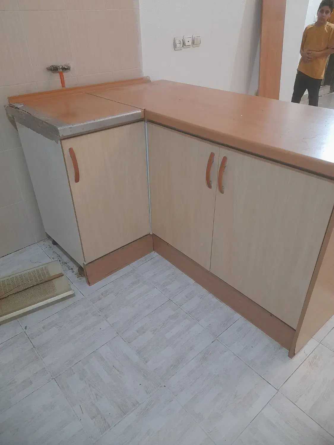 کابینت|آب‌چکان و نظم‌دهنده ظروف|شاهین‌شهر, حافظ جنوبی|دیوار
