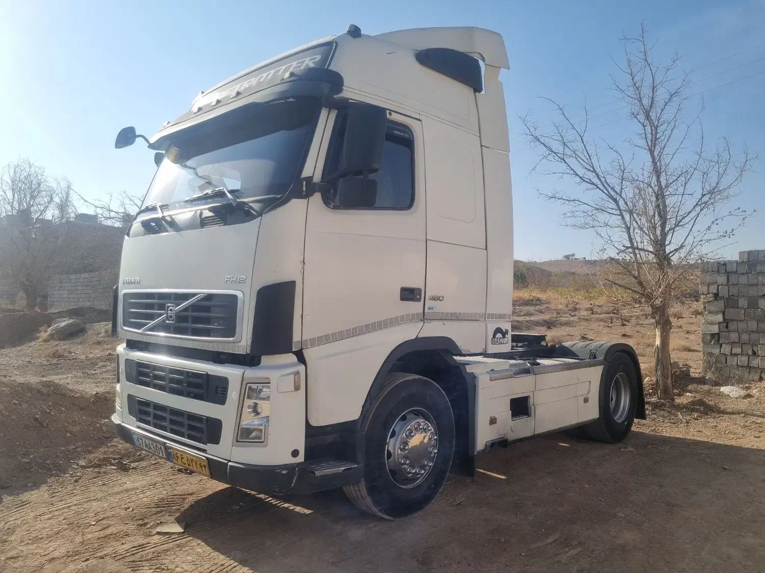 کشنده اف اچ ۴۶۰ مدل ۱۳۸۲ اتومات|خودرو سنگین|باغ بهادران, |دیوار