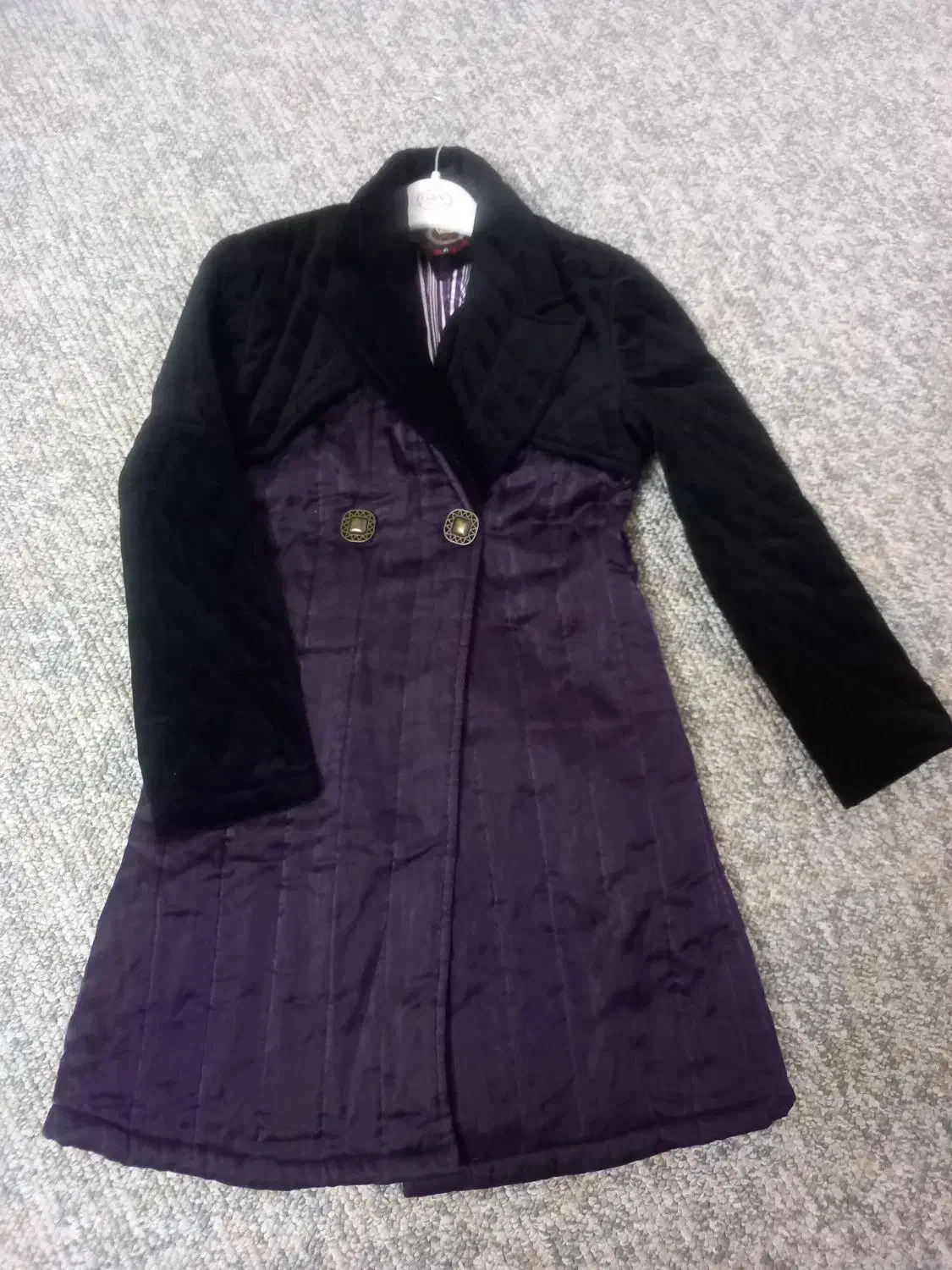 پالتو|لباس|جهرم, |دیوار