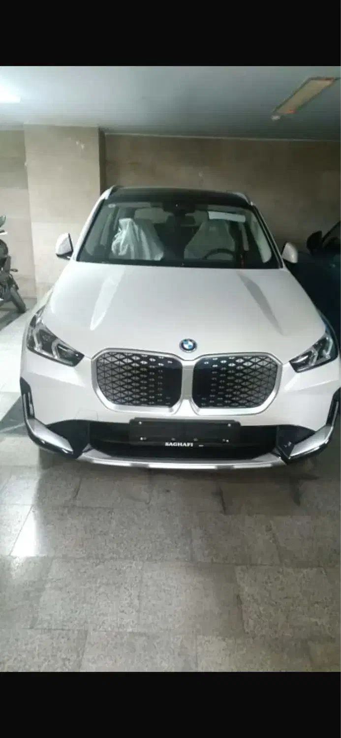 بی ام وBmwx1تیپxلاین سفید 2025|خودرو سواری و وانت|تهران, الهیه|دیوار