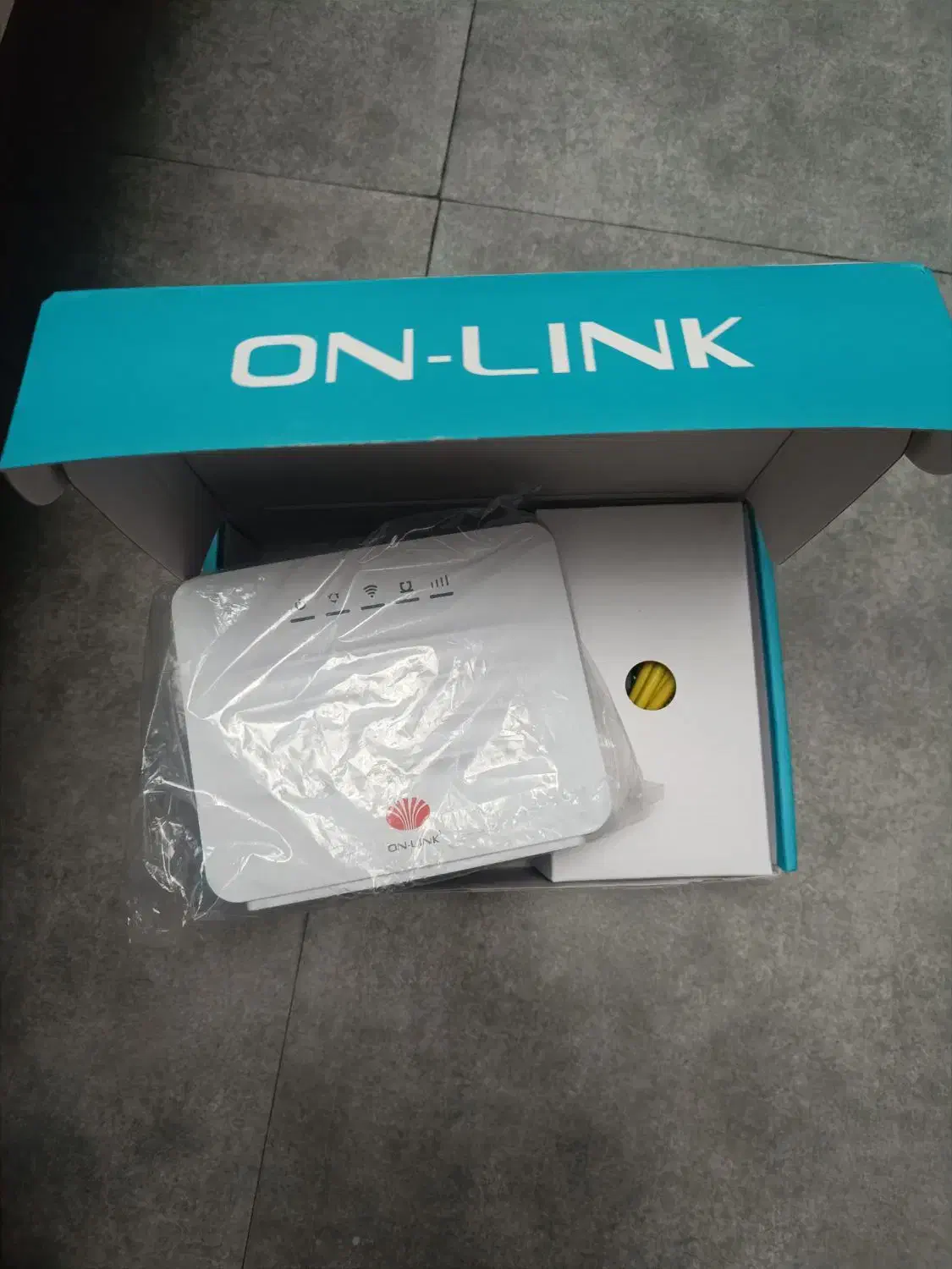 مودم سیم کارتی|مودم و تجهیزات شبکه|اراک, |دیوار