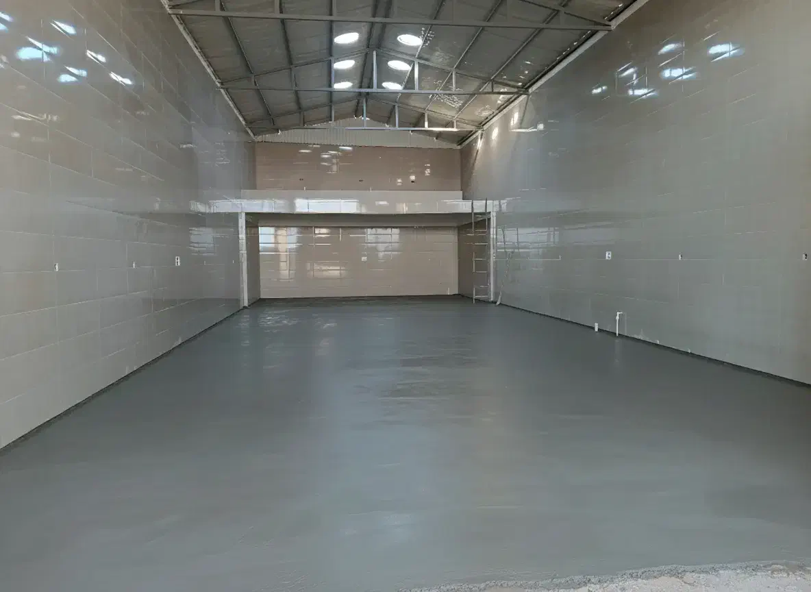 سوله ۳۰۰ متری مبارک آباد (انبار یا کارگاه بهداشتی)|اجارهٔ دفتر صنعتی، کشاورزی، تجاری|قم, تعویض پلاک|دیوار