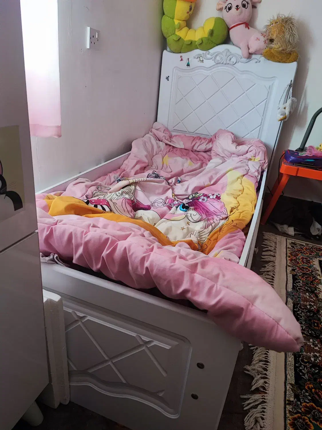 تخت و کمد کودک و نوجوان|تخت و سرویس خواب|دوگنبدان, |دیوار