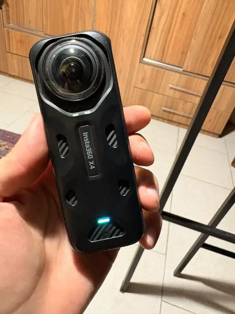 اینستا ۳۶۰ x4 insta 360 با لوازم|دوربین عکاسی و فیلم‌برداری|فردیس, قریشی|دیوار