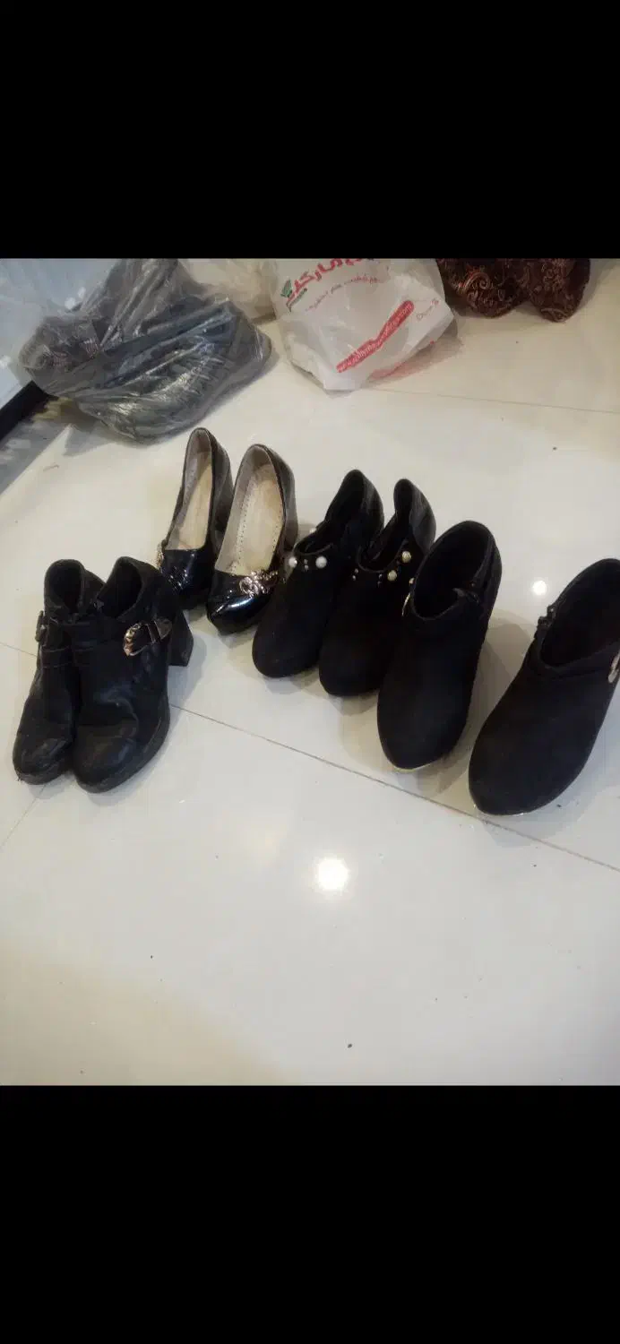 کفش زنانه ومردانه|کیف، کفش، کمربند|پرند, فاز ۱|دیوار