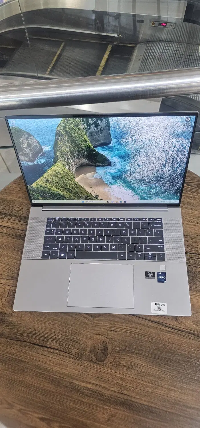 zbookstudio HPپردازندهcori7نسل۱۲رم32گرافیک۸درحدنو|رایانه همراه|تهران, میرداماد|دیوار