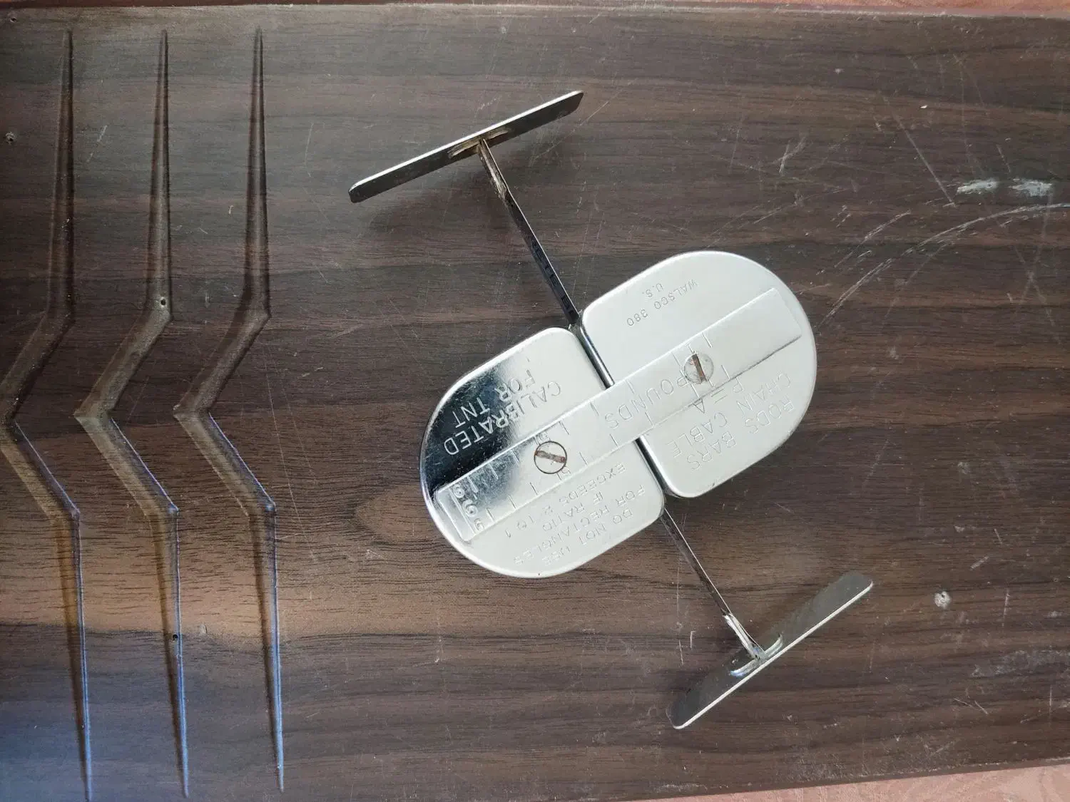 متر USA|کلکسیون اشیاء عتیقه|همدان, |دیوار