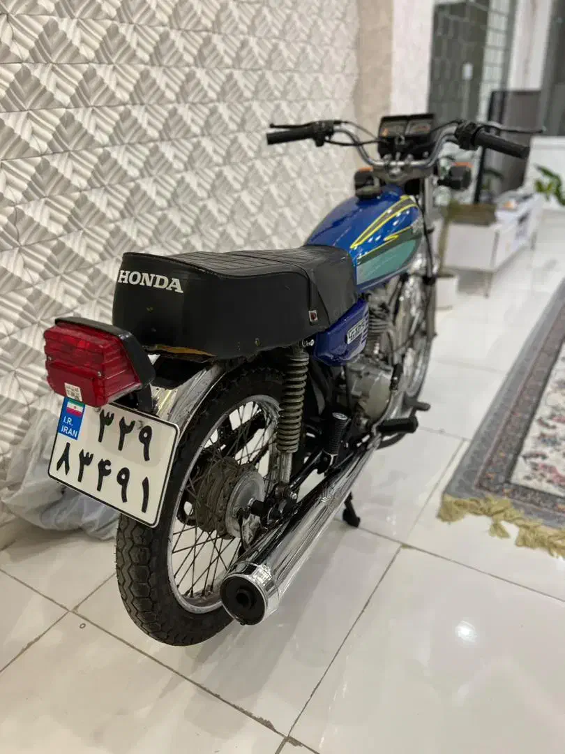 موتور نامی مدل ۸۸|موتورسیکلت|پرند, فاز ۶|دیوار